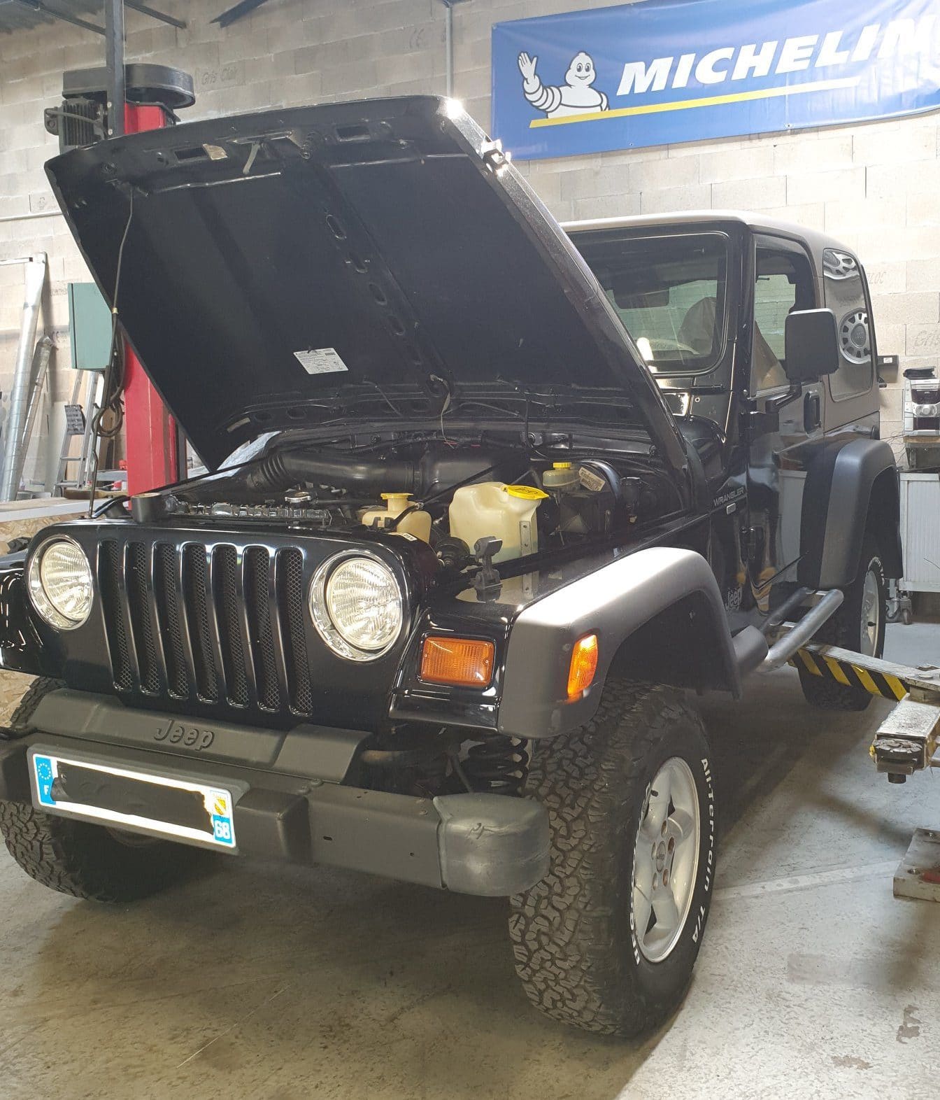 Entretien avant contrôle technique pour une Jeep réalisé par le garage JR MOTORS à Sausheim.